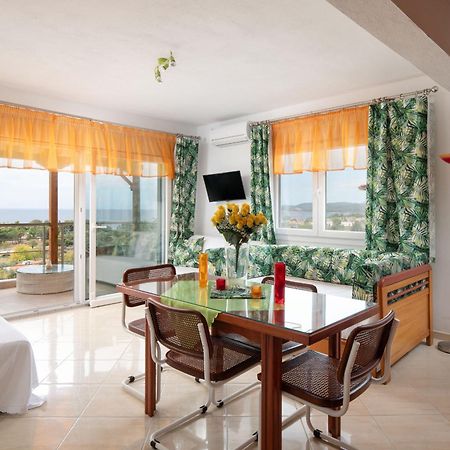 Luxury Apartment Nikiti  Ngoại thất bức ảnh