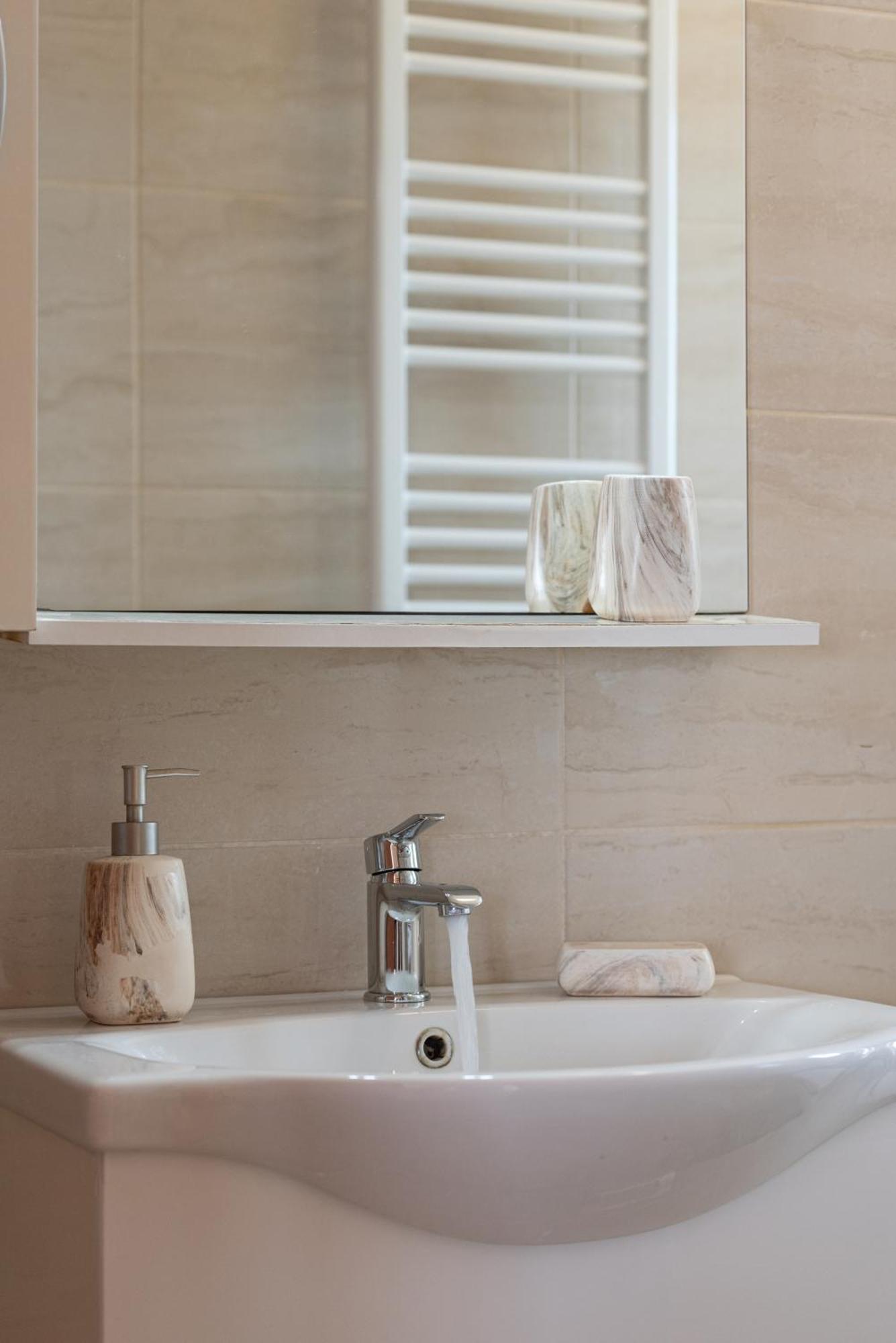 Luxury Apartment Nikiti  Ngoại thất bức ảnh