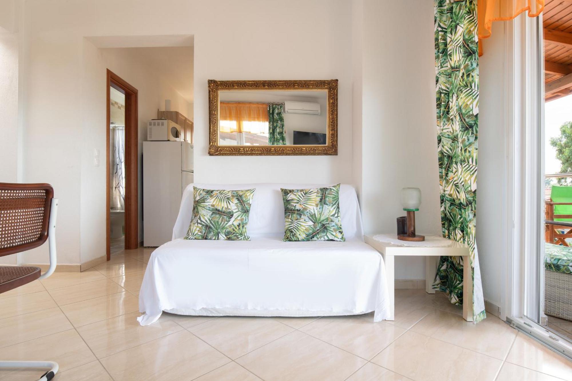 Luxury Apartment Nikiti  Ngoại thất bức ảnh